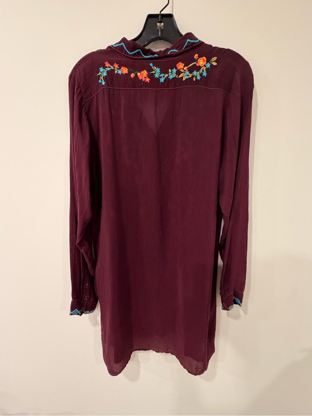 Johnny Was Plum Embroidered Floral Boho Tunic Dress 100% Cupra Rayon Size Small - Picture 4 of 8